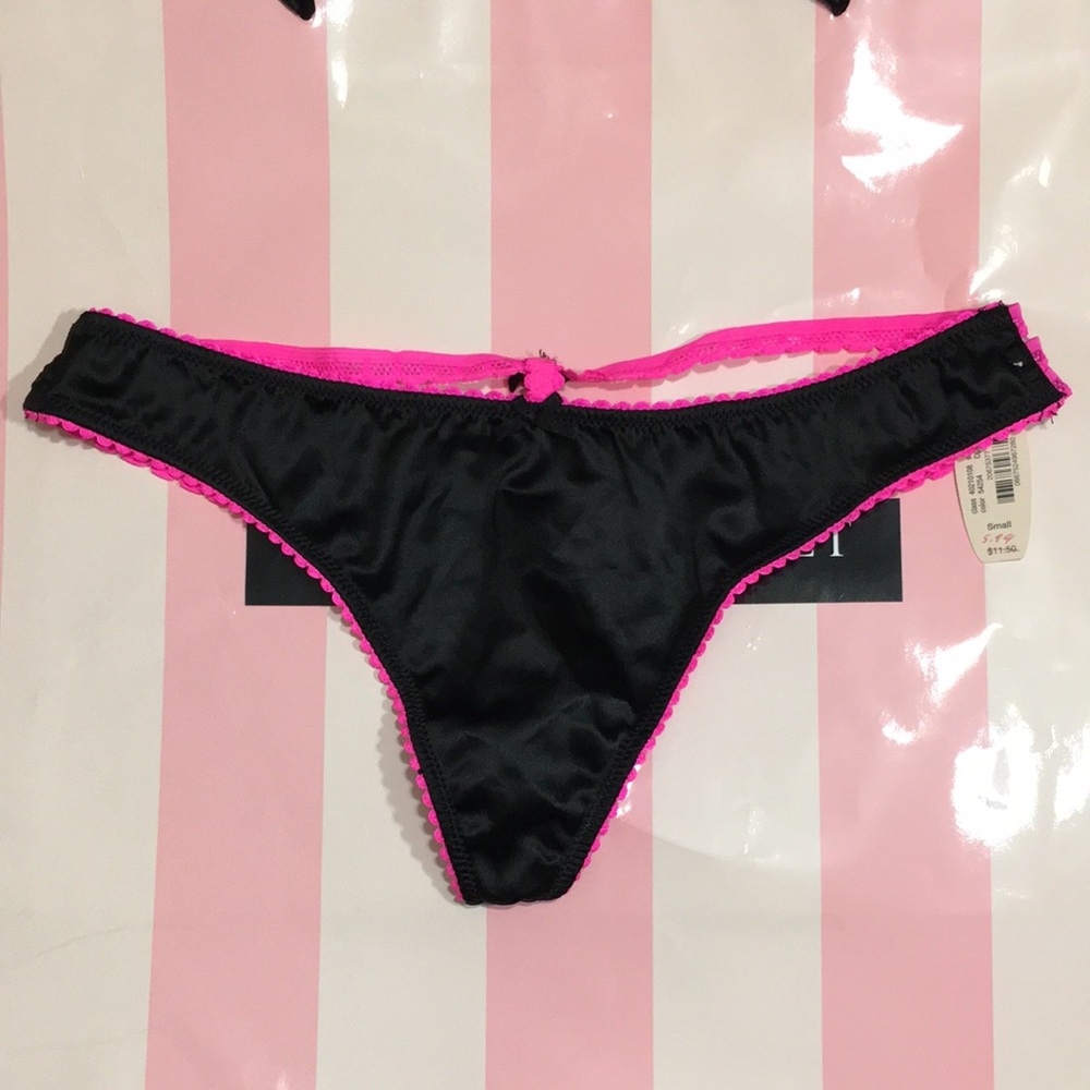 NWT rare Victoria's Secret Black and Pink Lace Trim Thong